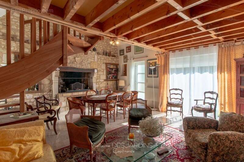 Maison à LE PIN-AU-HARAS