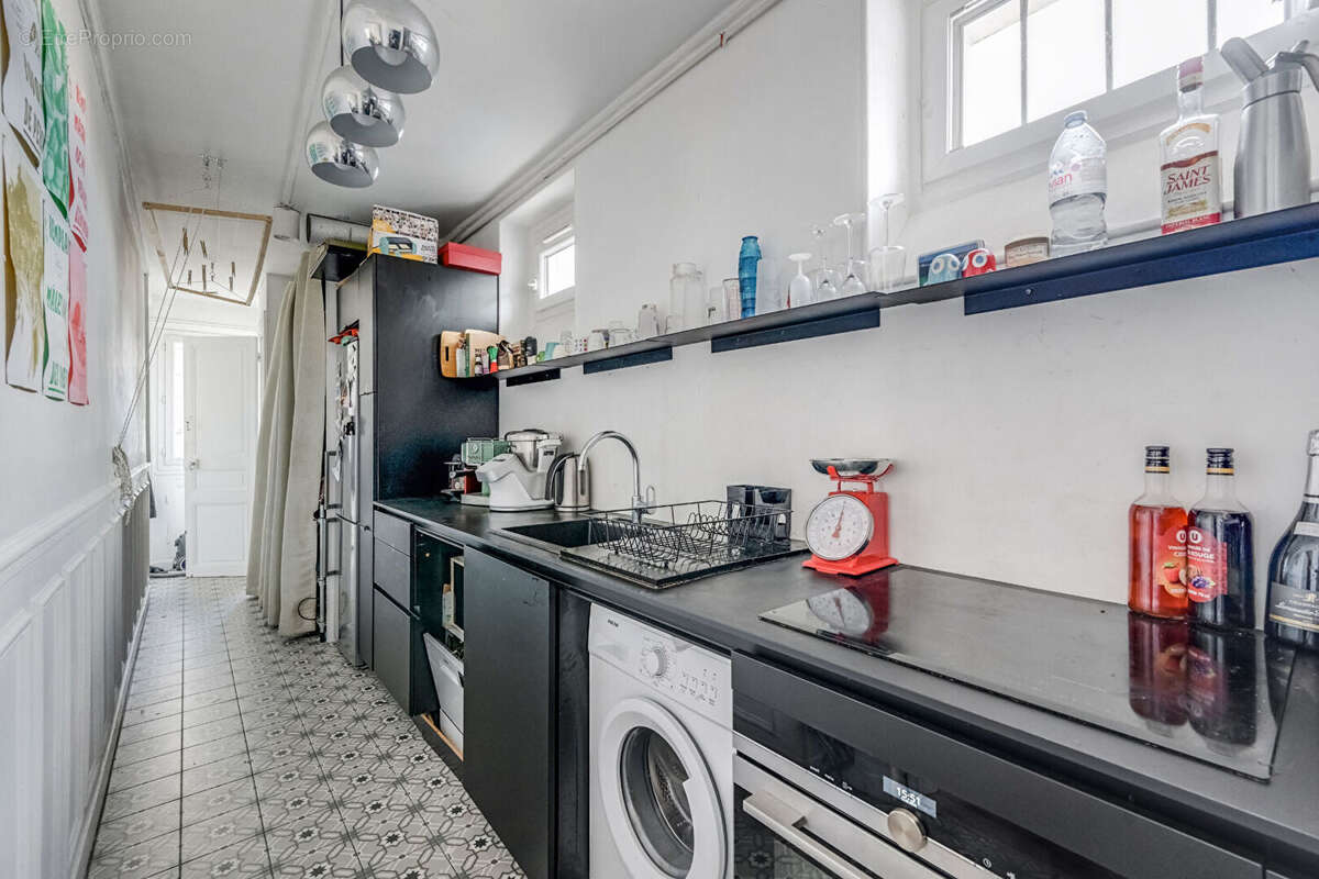 Appartement à PARIS-18E