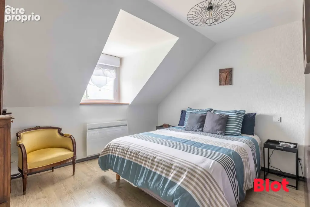 Maison 6 pièces 140 m² à vendre à Saint-Germain-En-Cogles (35133) - photo 7
