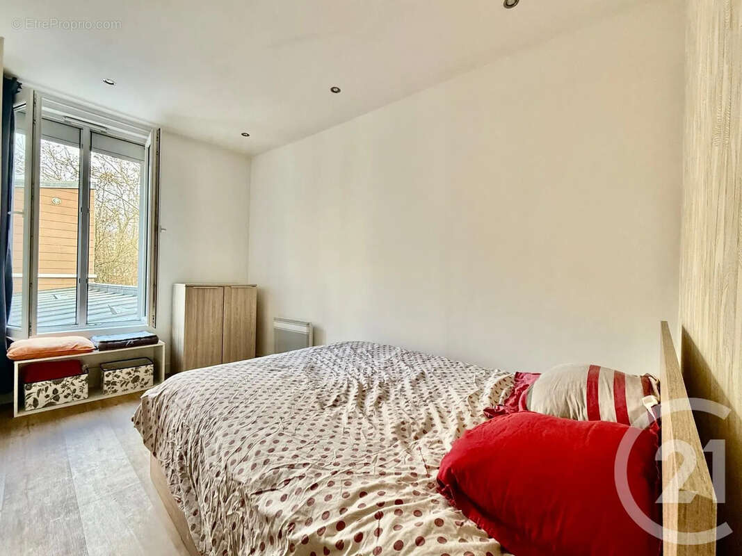 Appartement à CLICHY