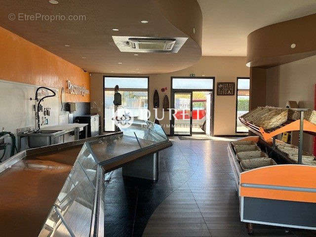 Commerce à L&#039;ILE-D&#039;OLONNE