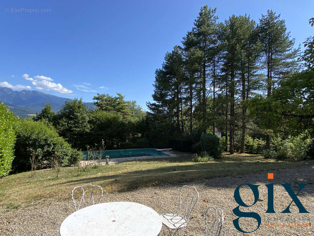 Maison à SAINT-ISMIER