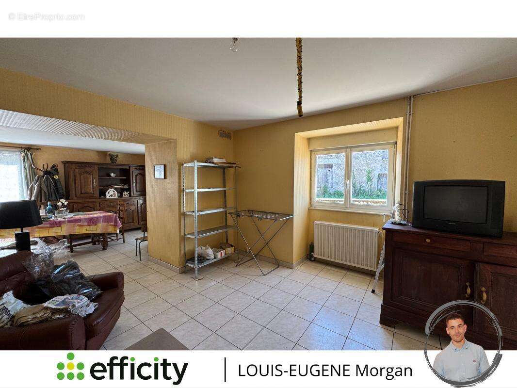 Maison 189 m² à Charroux  - photo 7
