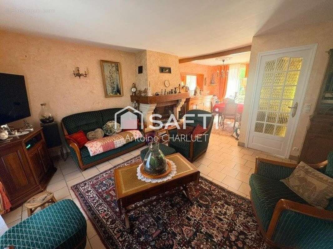 Photo 6 - Maison à CLION