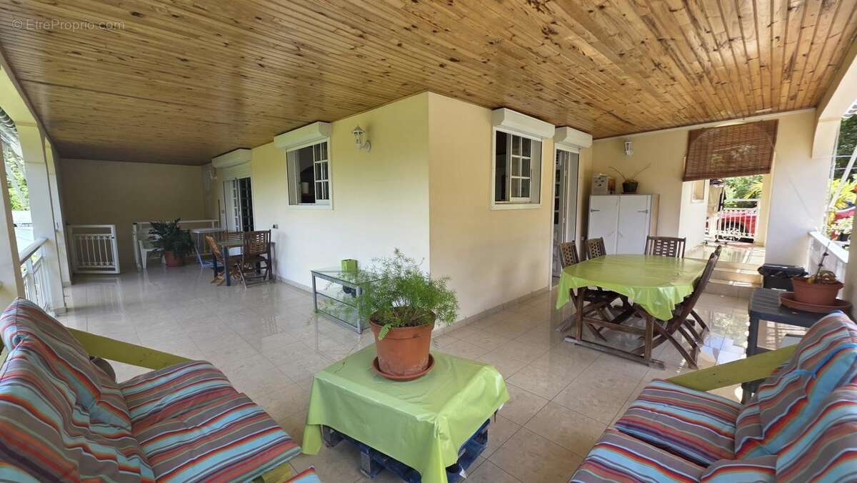Maison à LE LAMENTIN