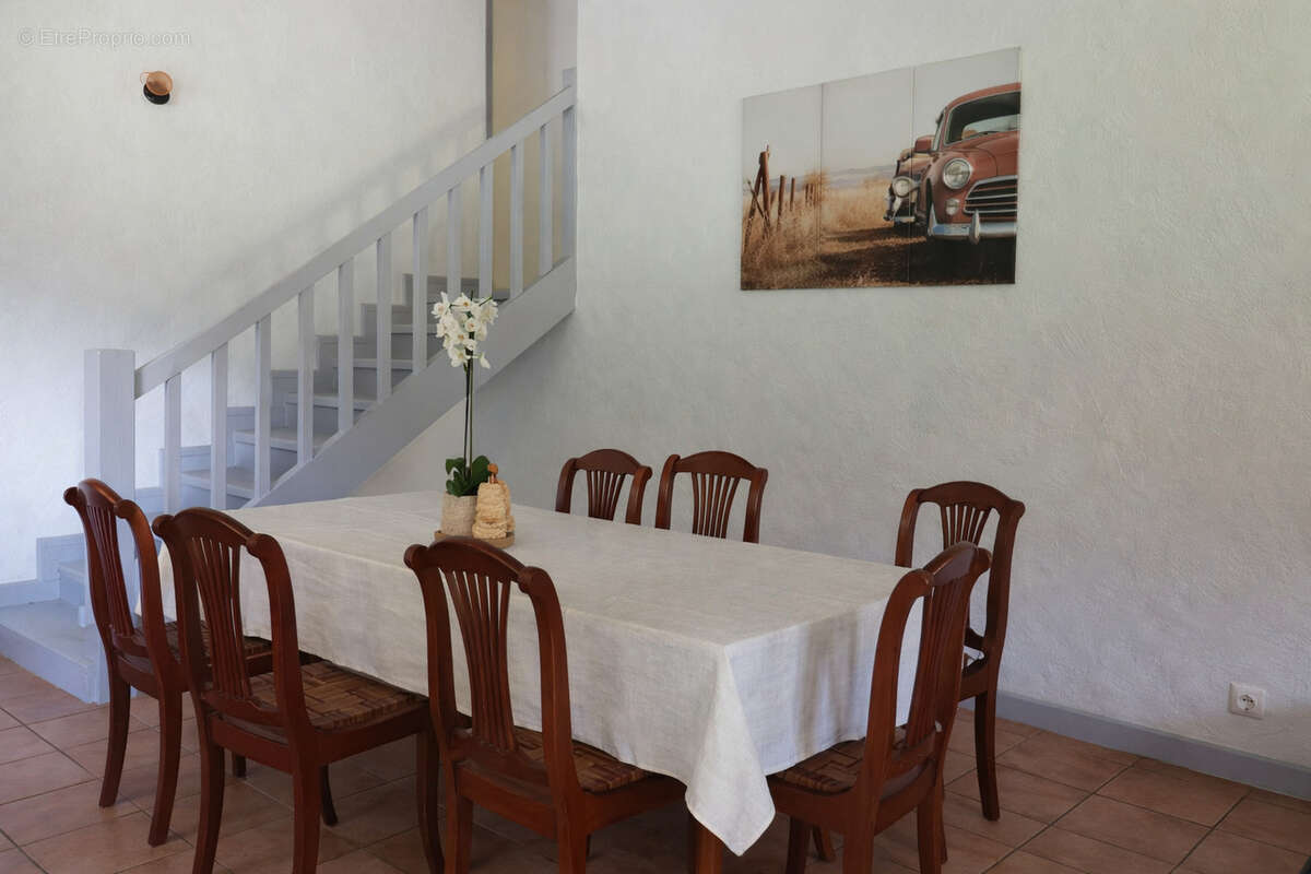 Maison à LARRIBAR-SORHAPURU