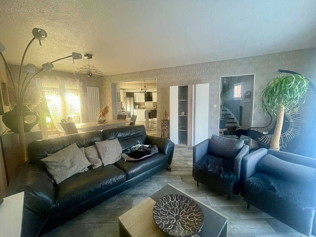 Maison à LAUWIN-PLANQUE