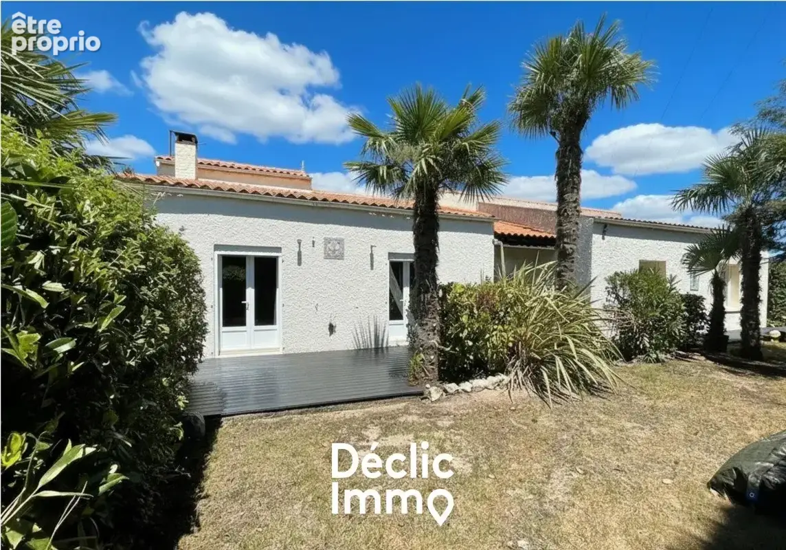 Maison à PONT-L'ABBE-D'ARNOULT