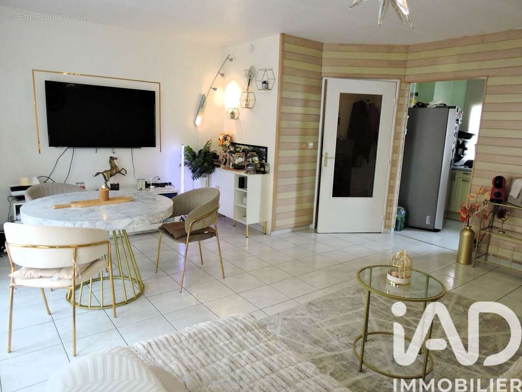 Photo 4 - Appartement à MONTIGNY-LE-BRETONNEUX