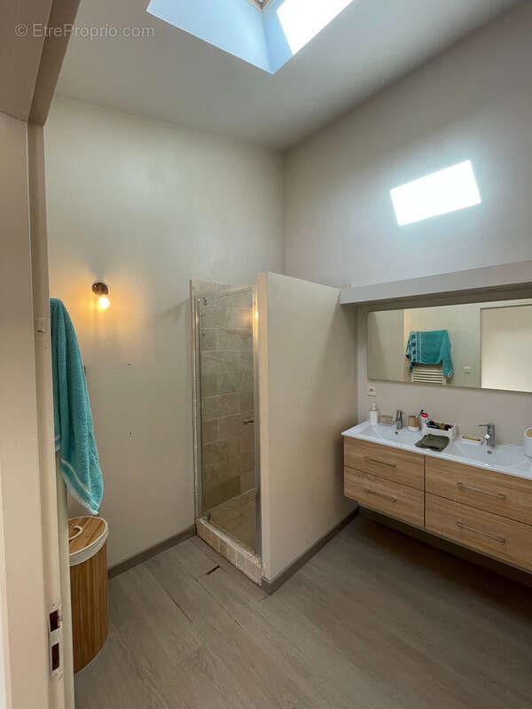 Maison à PONT-DE-L&#039;ISERE