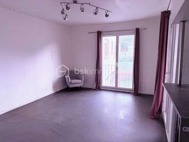 Plein sud pour cet appartement avec vue panoramique sur le port - photo 4