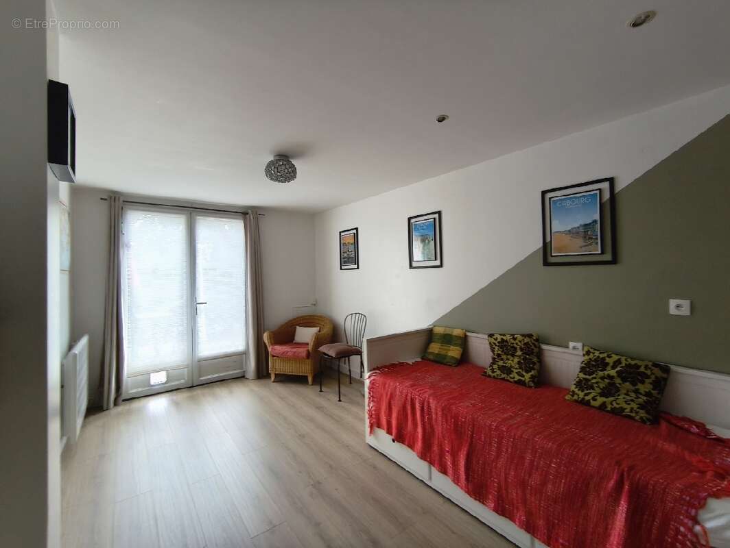 Maison 120 m² à Nesles-La-Vallee  - photo 11
