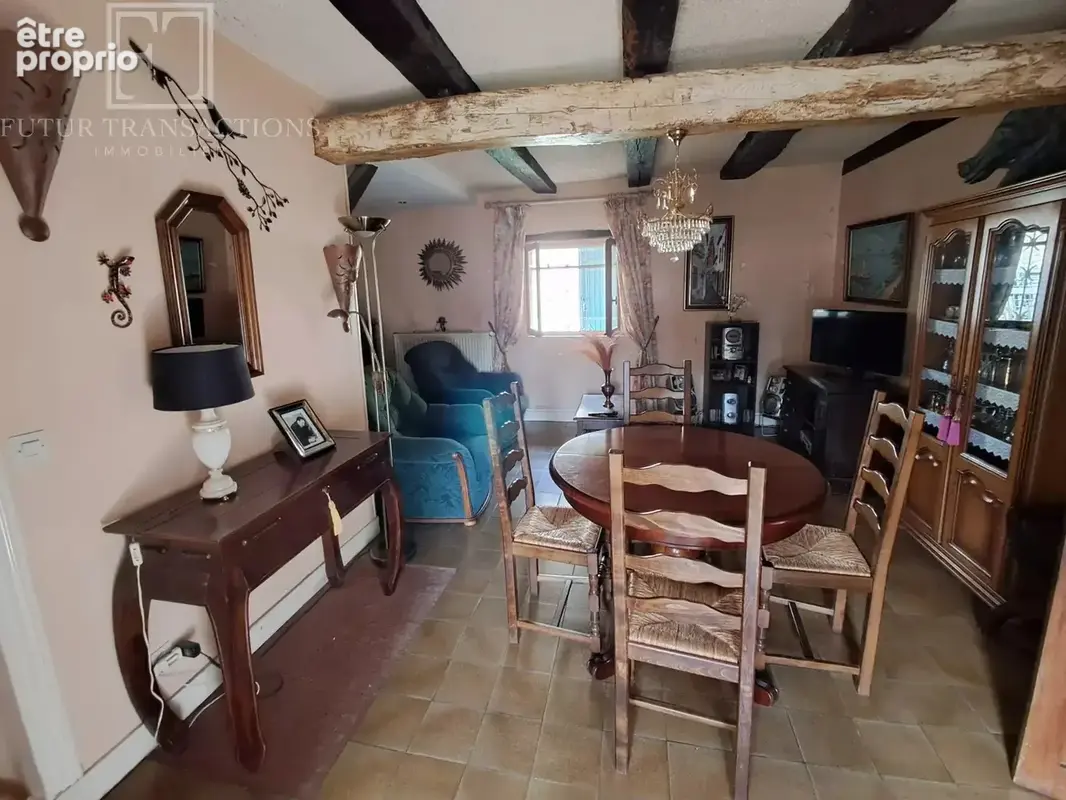 Maison et grange sur 8438 m² - photo 4
