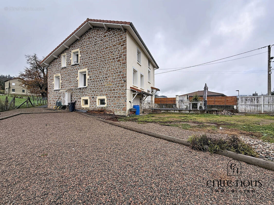 Photo 1 - Maison à COURS-LA-VILLE