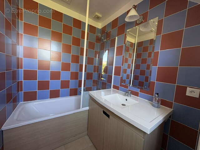 Maison à PORT-EN-BESSIN-HUPPAIN