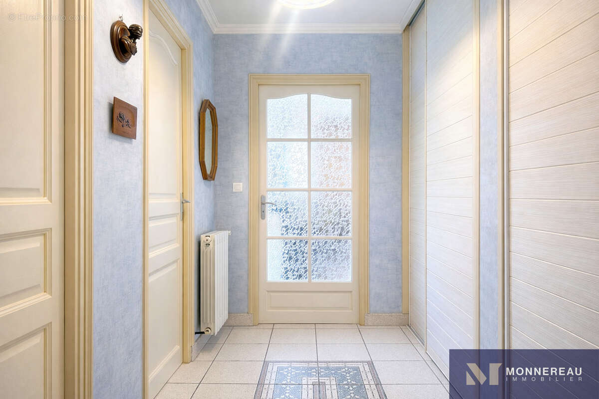 Maison à MESCHERS-SUR-GIRONDE