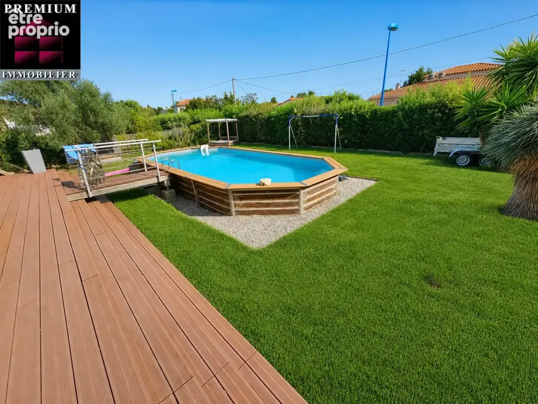 Villa T6 terrain de plus de 910 m² - photo 2