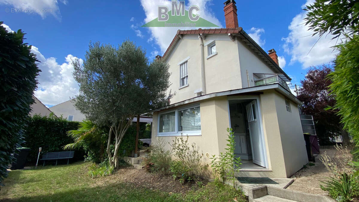 Maison à LE PLESSIS-BOUCHARD