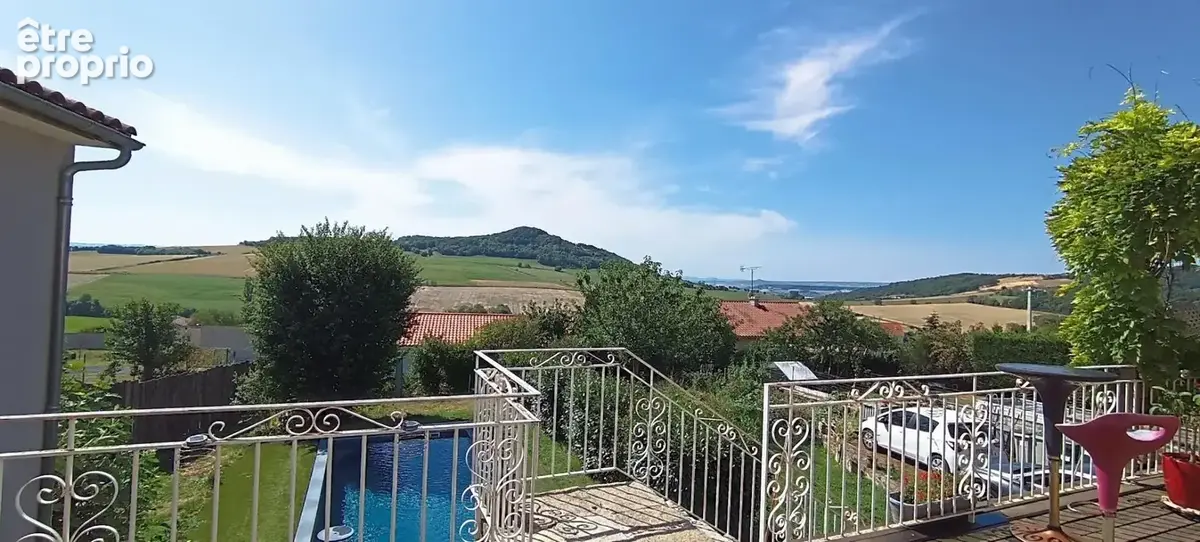 Maison avec vue et piscine, 6 chambres, à SAINT BABEL 63500 - photo 5