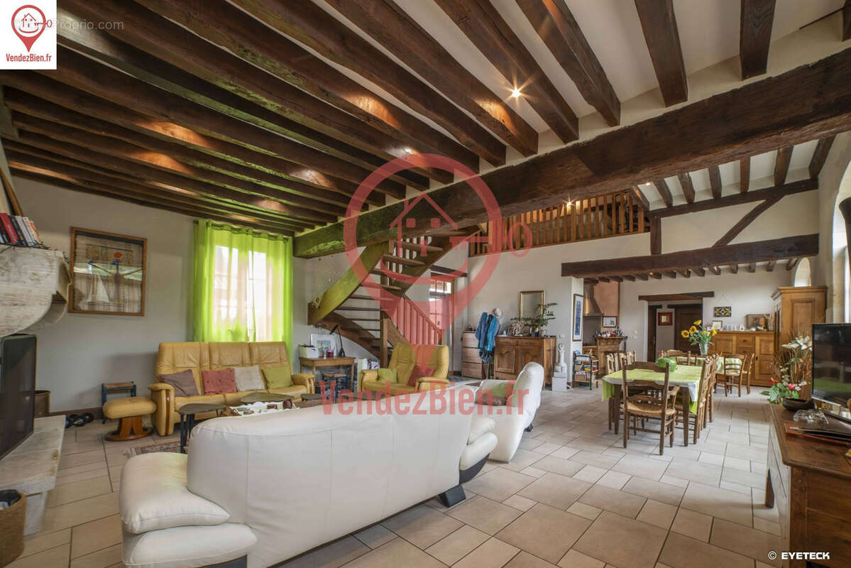 Maison à MENETOU-SALON