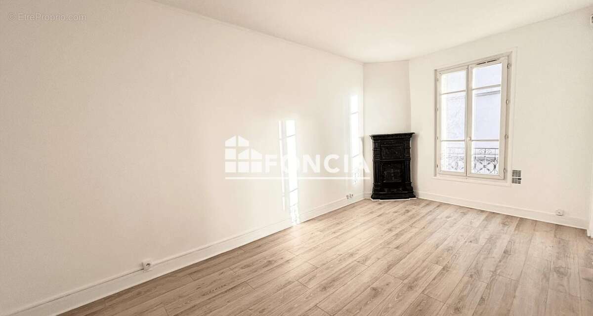 Appartement à GENNEVILLIERS