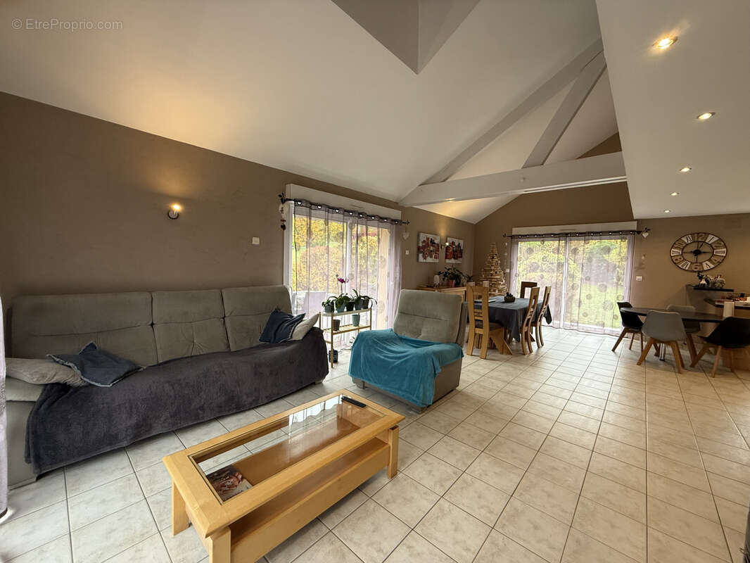 Maison à NOMPATELIZE