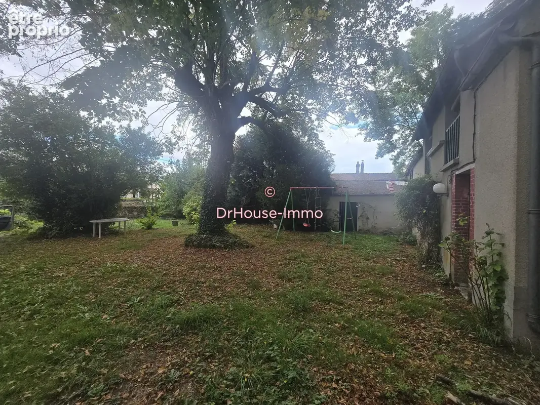 Maison 10 pièces 260 m² à vendre à Chateau-Landon (77570) - photo 4