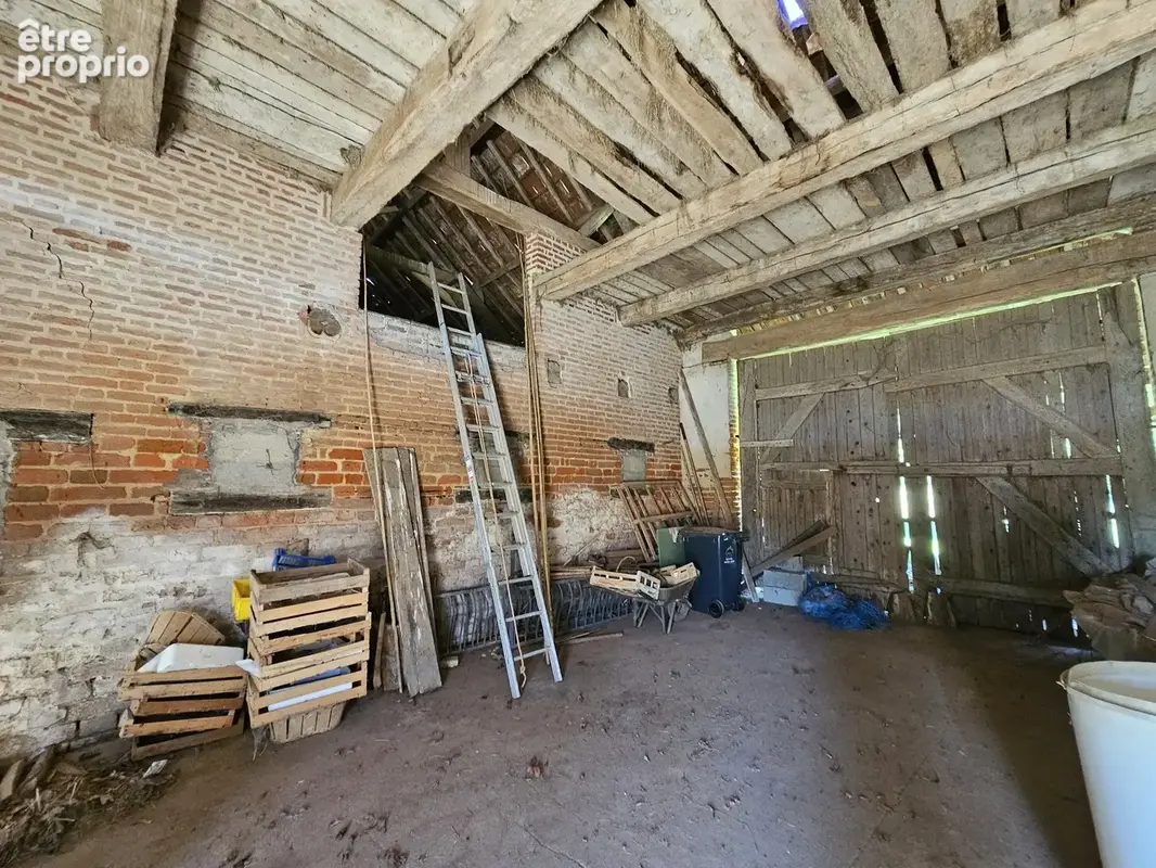 Proche Pierre de Bresse et Mervans - Ancien corps de ferme - photo 20