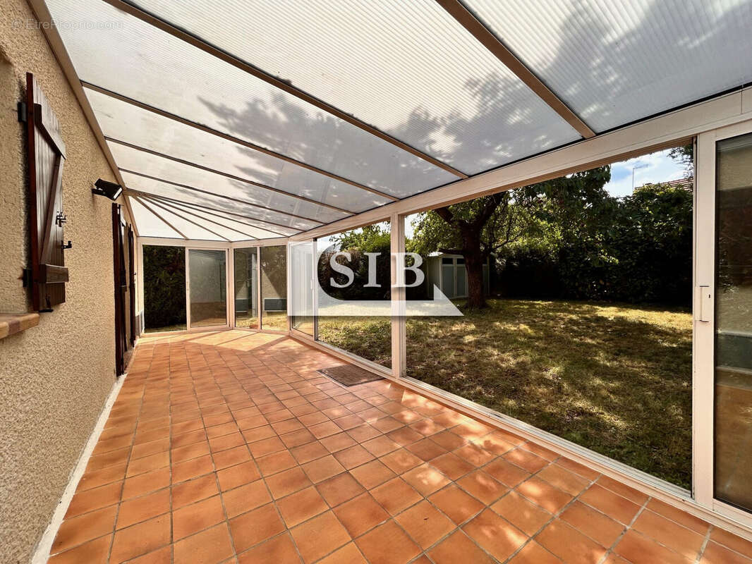 Maison à LA VILLE-DU-BOIS