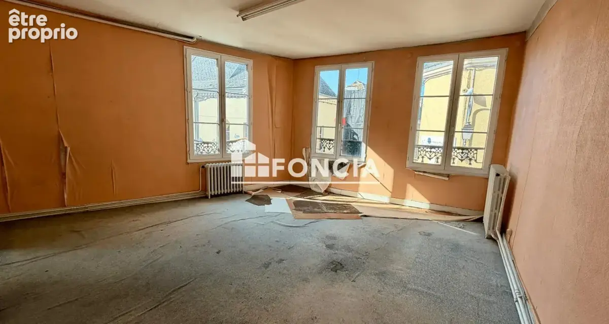 Local commercial + logement à rénover - photo 4