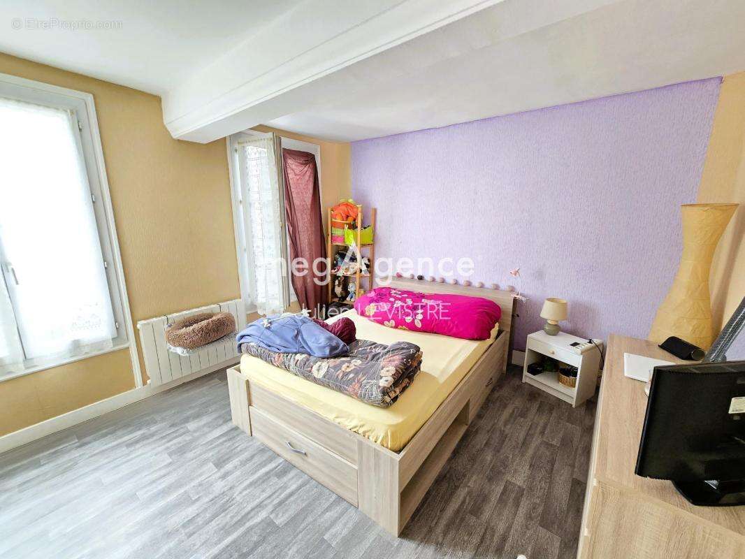 Appartement à AUNEAU