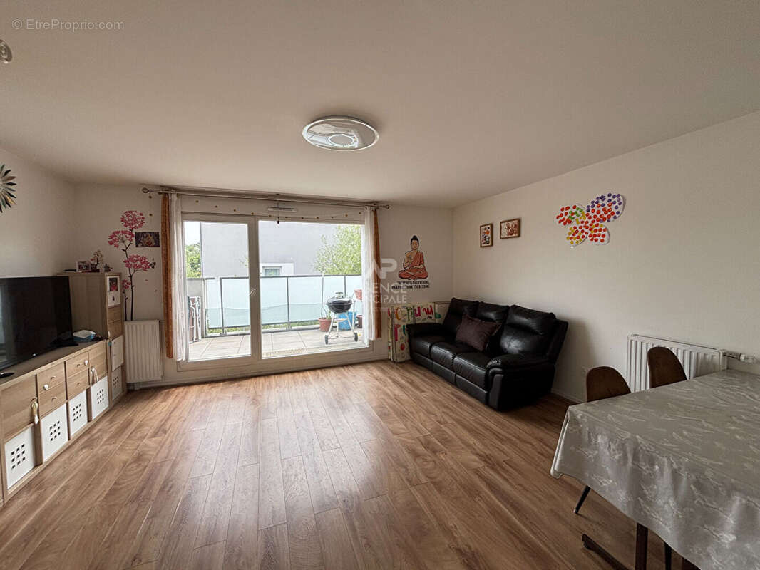 Appartement St Ouen L'aumone 4 pièce(s) 75.54 m2 - photo 2