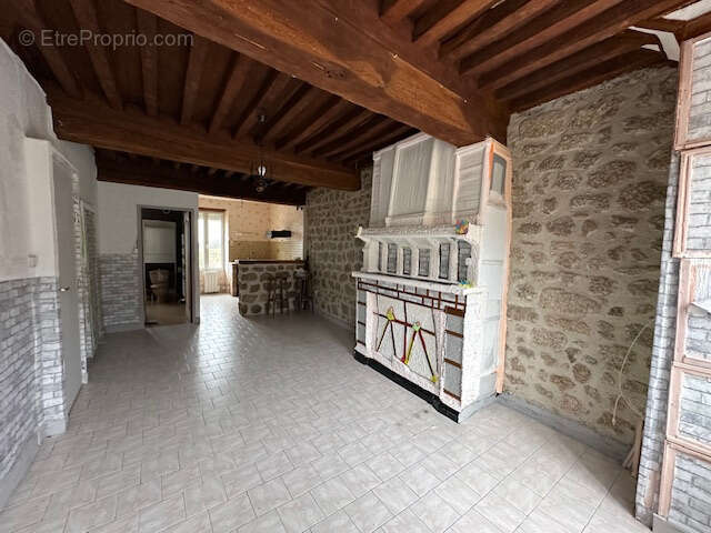 Appartement à LORMES