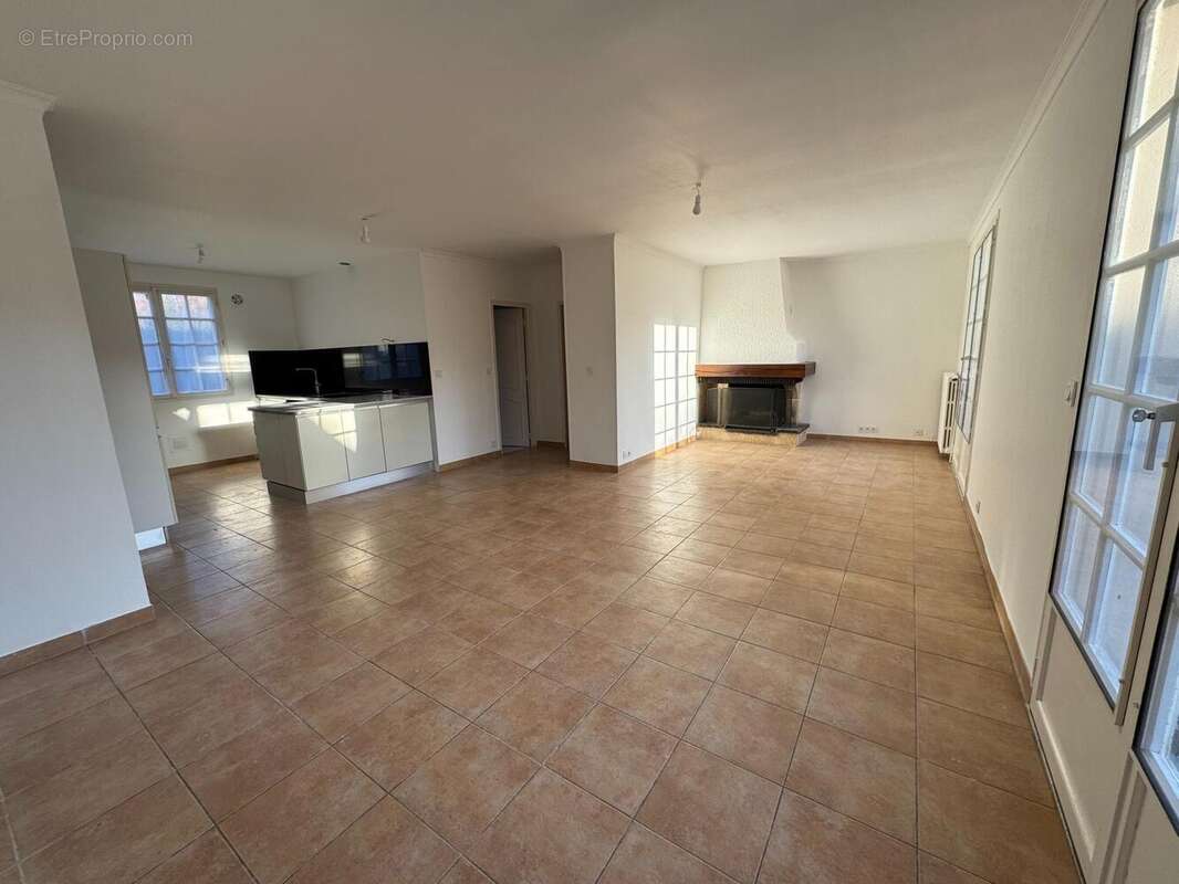 Photo 4 - Maison à MORAINVILLIERS