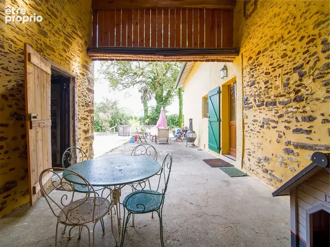 Maison de charme avec dépendance sur 5 Ha de terres - photo 11