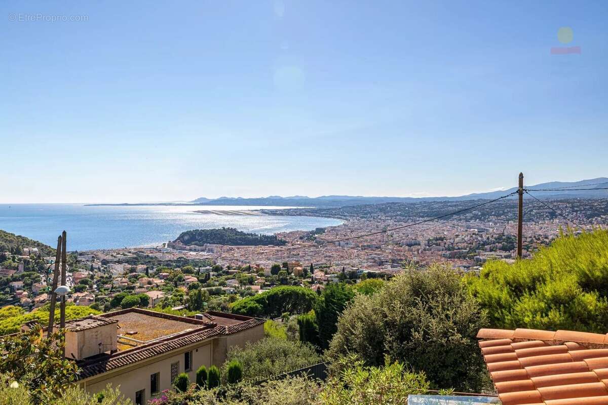 Appartement à VILLEFRANCHE-SUR-MER