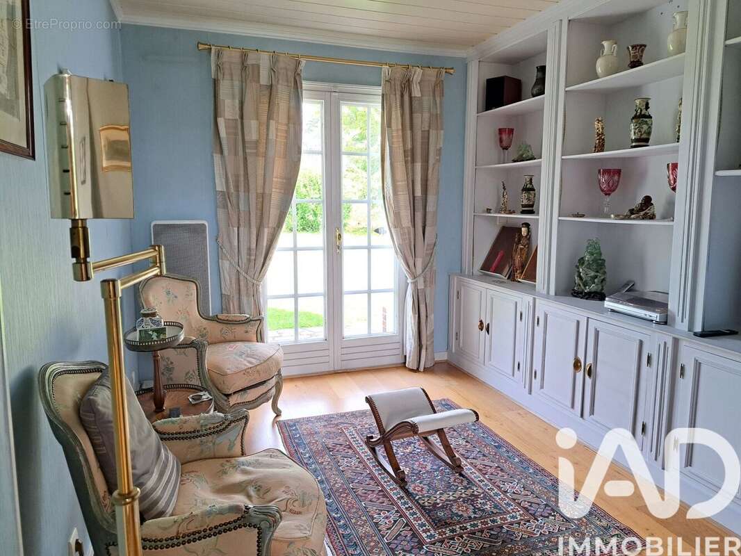 Photo 8 - Maison à VENIZY