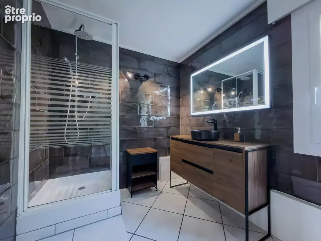 Appartement T3 de 77 m2 avec terrasse, garage et cave - photo 5