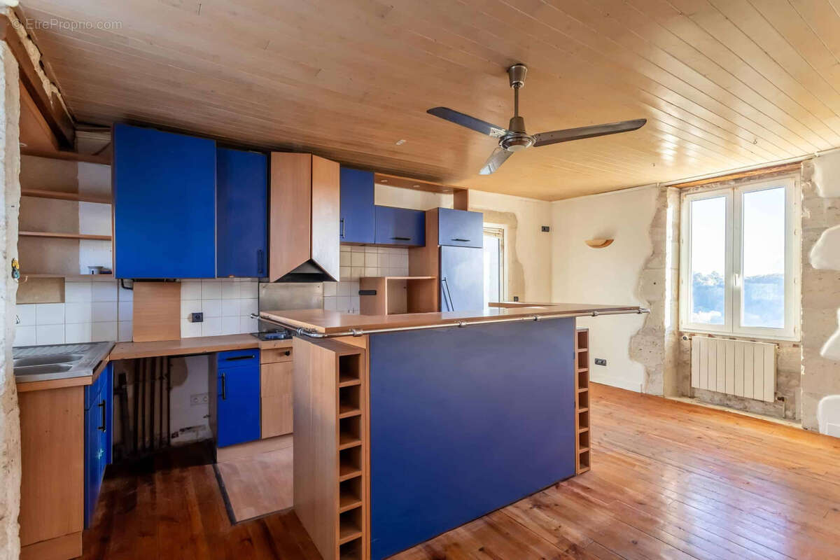 Village property - photo 12