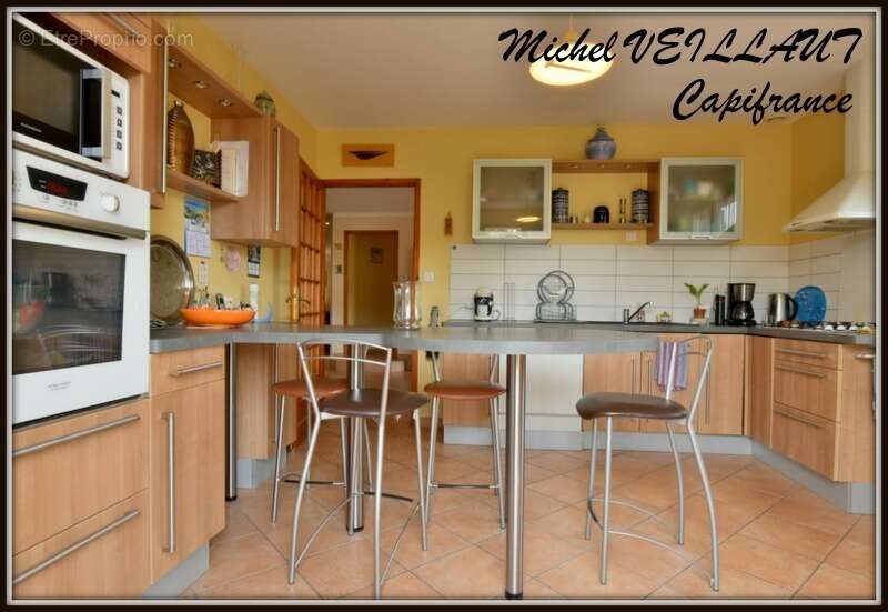 Maison à vendre plain-pied 5 pièces TOULON SUR ALLIER (03), 4 chambres, garage, terrain 1315 m² arboré - photo 6