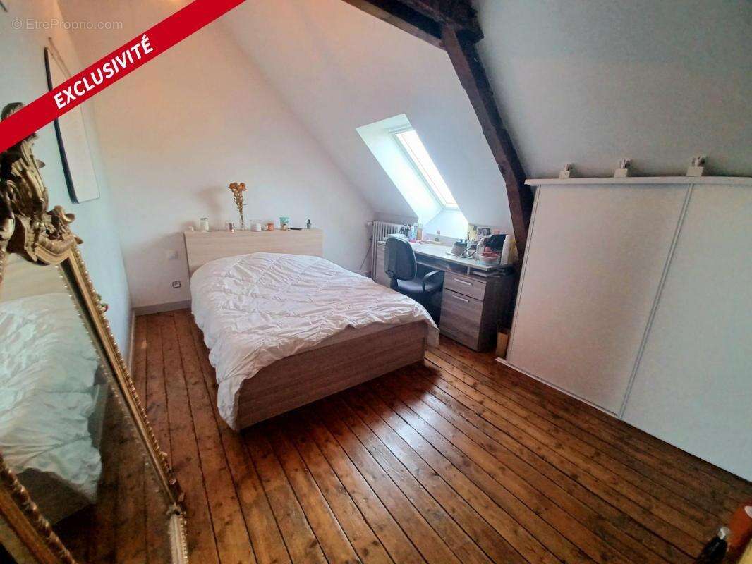 Maison à SAINT-CHRISTOPHE-DES-BOIS