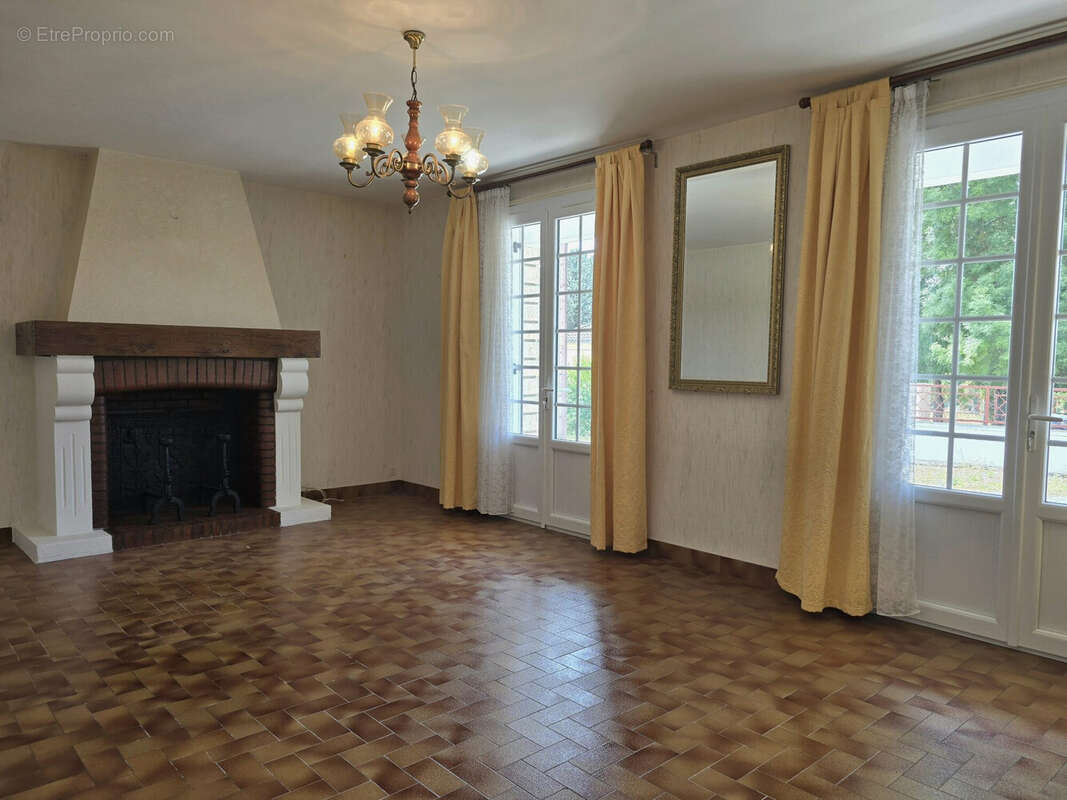 Maison 102 m² à Villetoureix  - photo 4