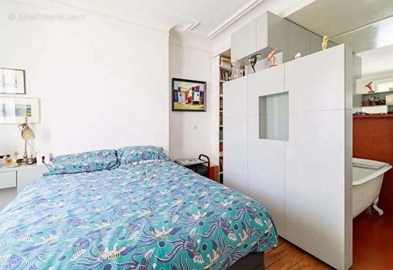 Appartement à PARIS-10E