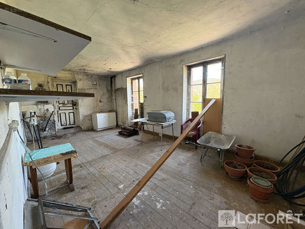 Maison Monistrol D Allier 15 pièce(s) 300 m2 - photo 6