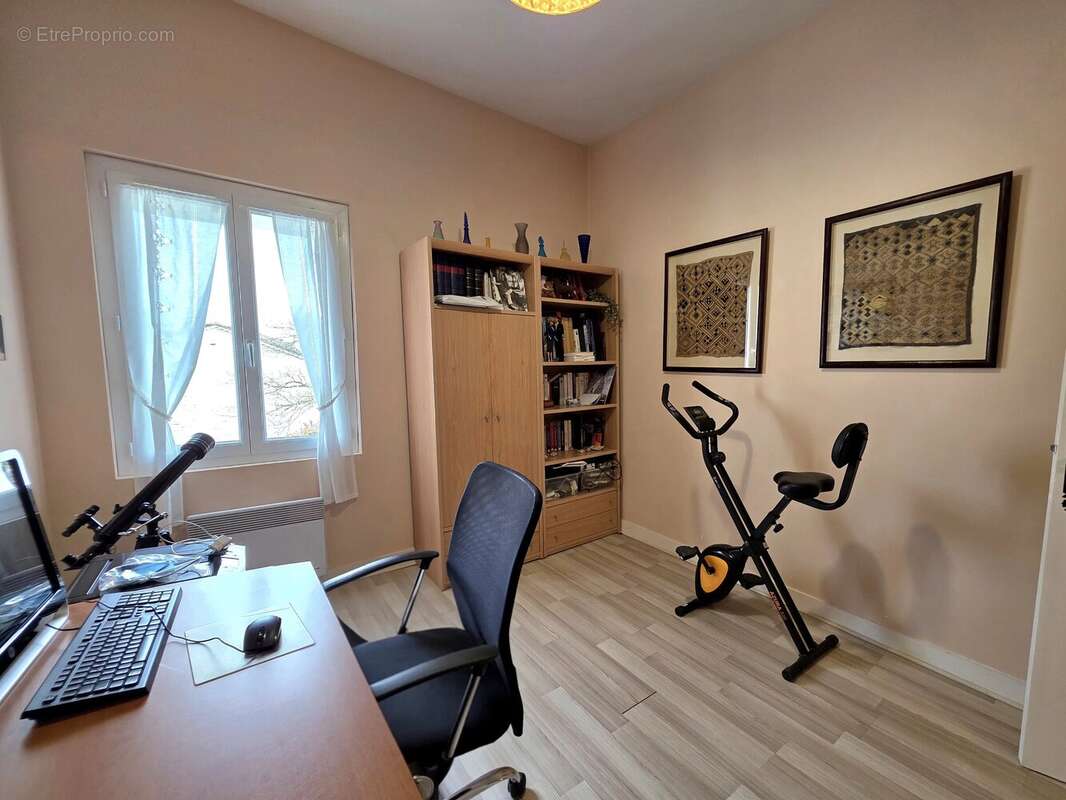 Appartement à RAZAC-DE-SAUSSIGNAC