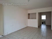 Appartement à MAINVILLIERS