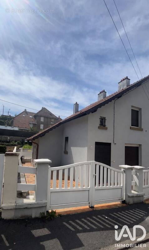 Photo 1 - Maison à SAULNES