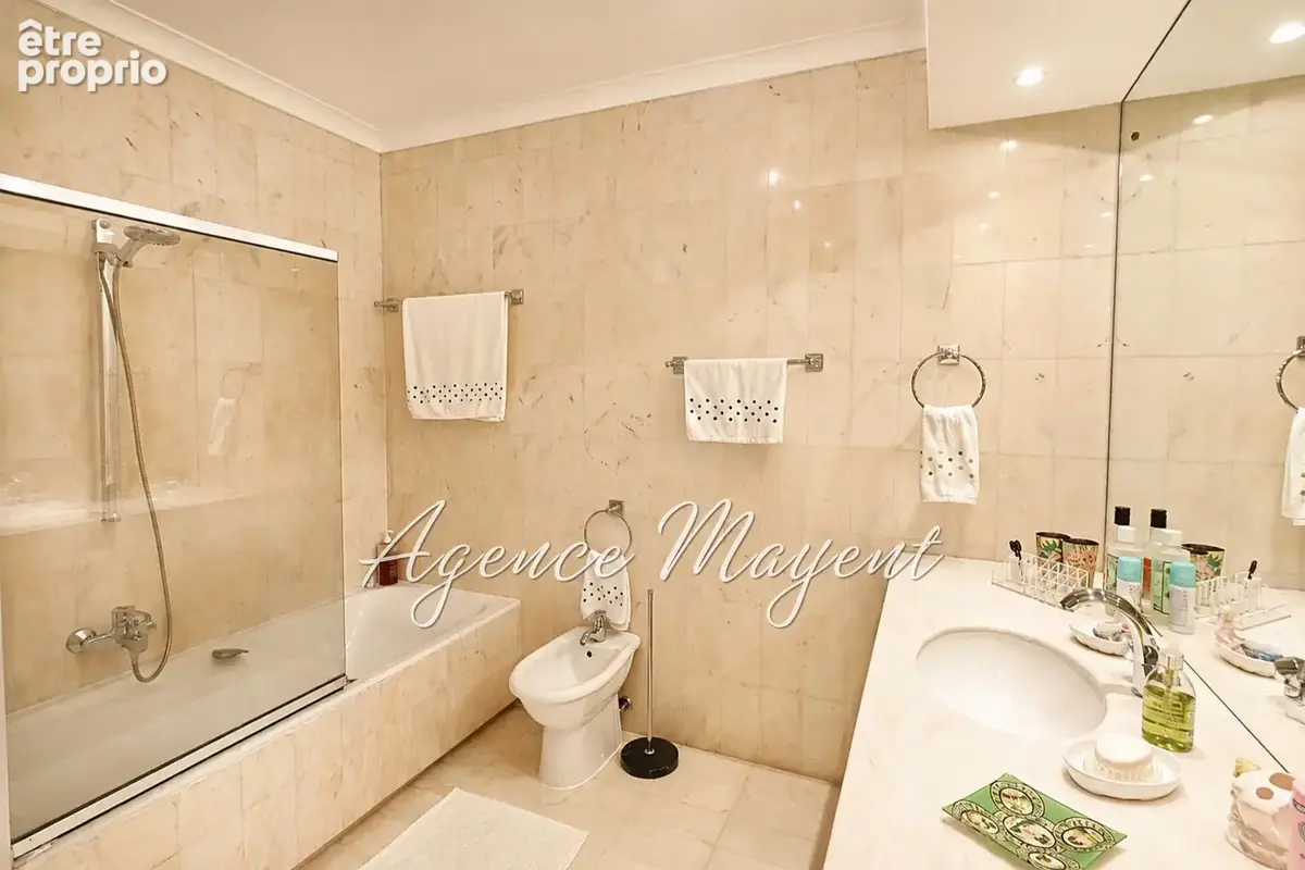 Appartement 62 m² à Vallauris  - photo 7