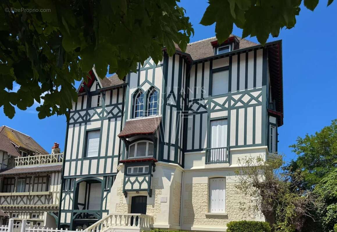 Appartement à DEAUVILLE