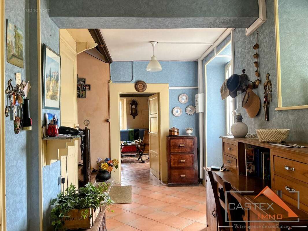 EXCLUSIVITÉ  Ancienne Commingeoise avec jardin clos et arboré - photo 6